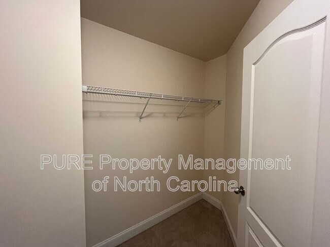Building Photo - 5302 Tilley Manor Dr