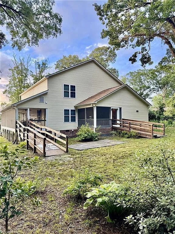 Building Photo - Earn Wealth While Leasing - Like a Homeowner - Lease to Own