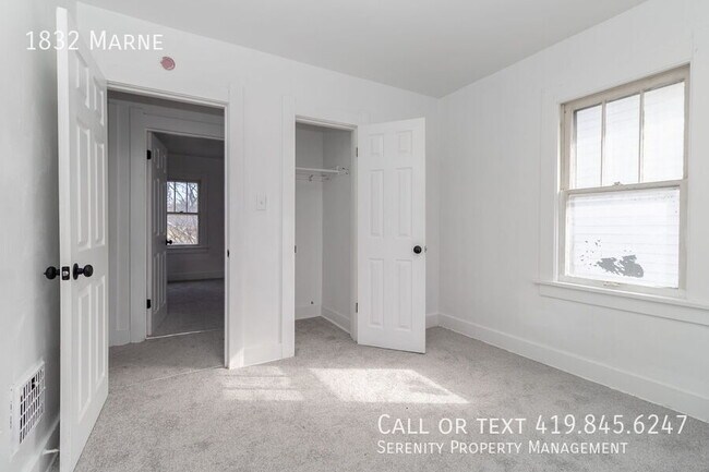 Building Photo - 1832 Marne-
