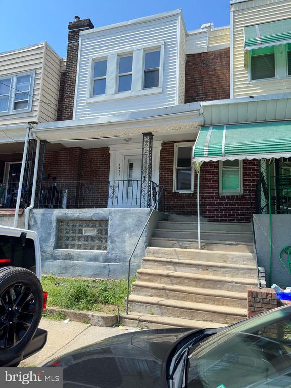 Building Photo - 1422 S Patton St