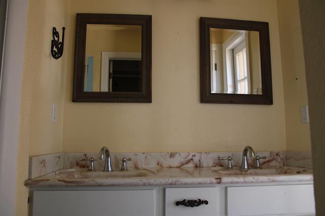 Building Photo - 55 Brentwood Rd