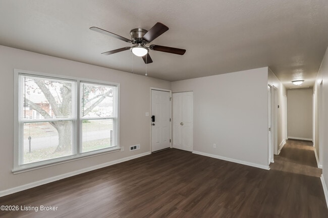 Building Photo - 5301 Sprucewood Dr