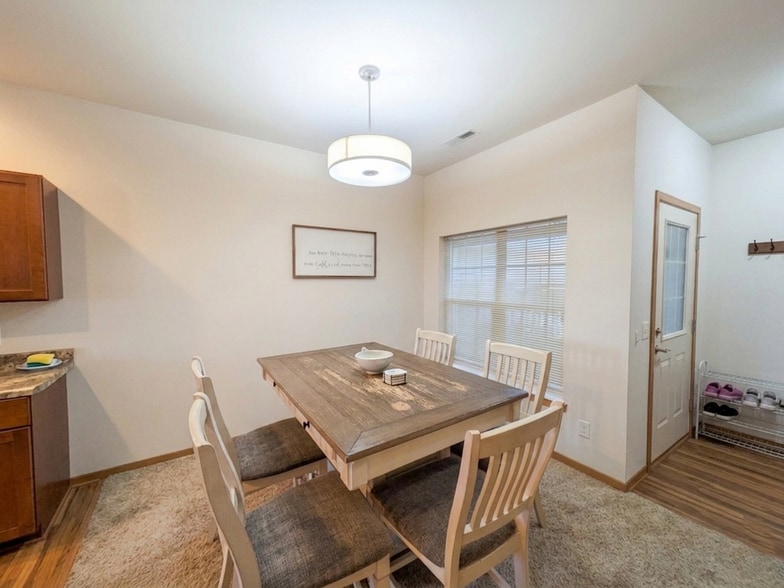 Building Photo - 4878 Innovation Dr