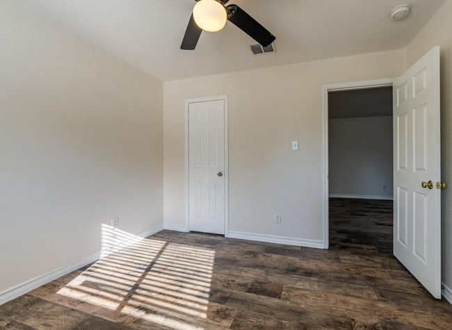 Building Photo - 8314 Deer Creek Run