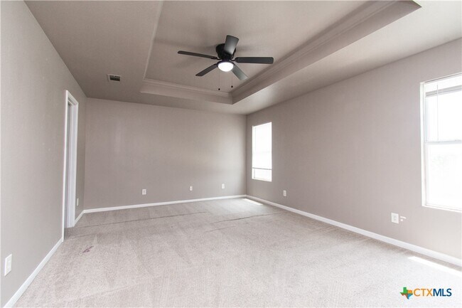 Building Photo - 4004 Bull Run Dr