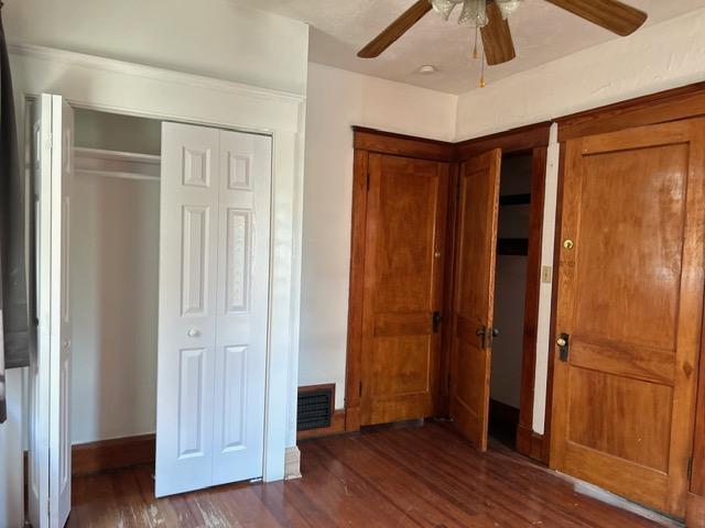 Building Photo - 3966 Regent Ave