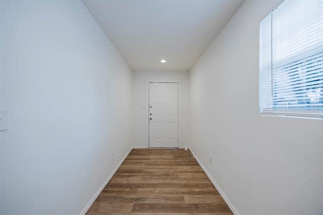 Building Photo - 2741 Ivandell Ave
