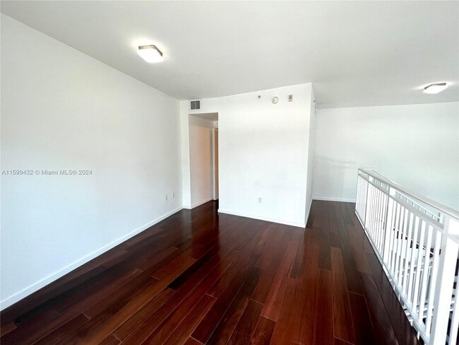 Building Photo - 1650 Brickell Ave