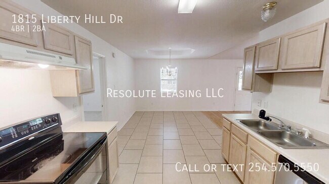 Building Photo - 1815 Liberty Hill Dr