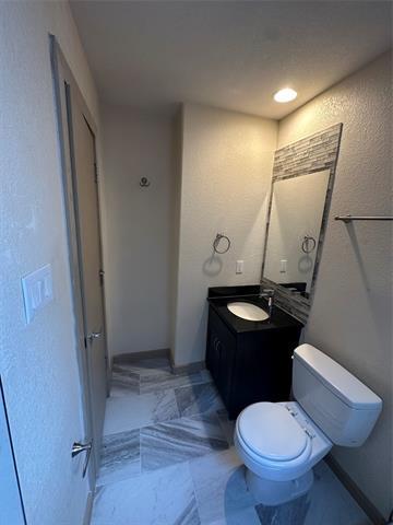Building Photo - 5707 La Vista Dr