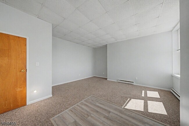 Building Photo - 110 Cornelia St