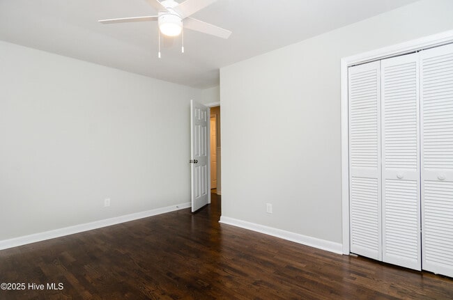 Building Photo - 548 Antietam Dr