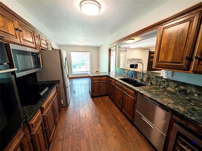 Building Photo - 10133 Bromley Ct