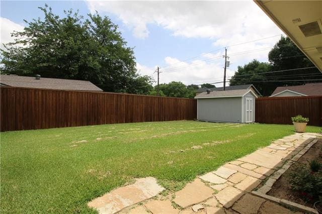 Building Photo - 3112 Kingston Dr