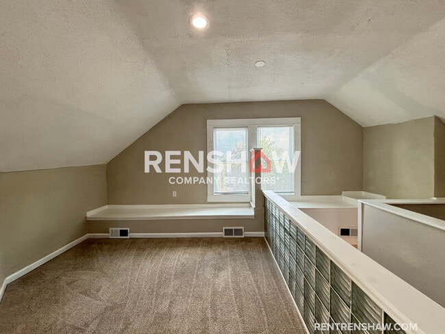 Building Photo - 59 N Willett St