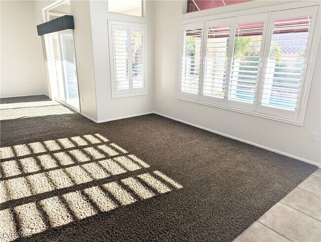 Building Photo - 2766 Hartwick Ln