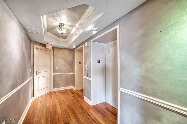 Building Photo - 2104 W First St