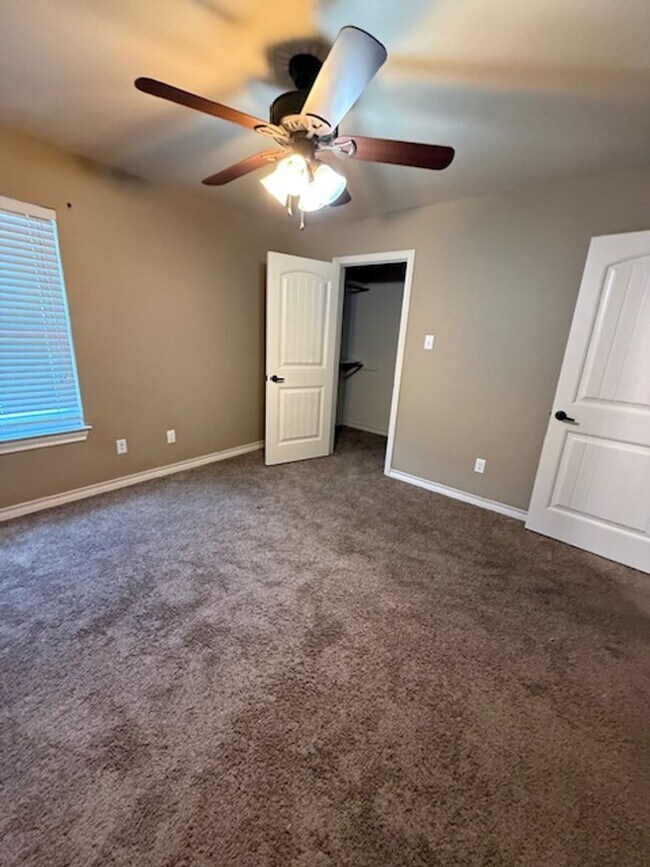 Building Photo - 2312 Independence Blvd