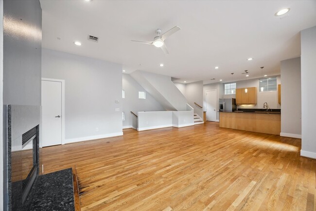 Building Photo - 4333 O'Reilly