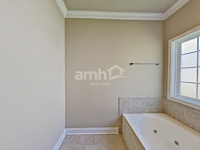 Building Photo - 1536 Jeter Way