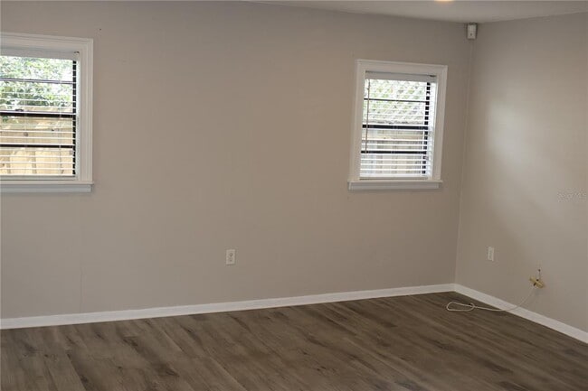 Building Photo - 3404 W Fielder St