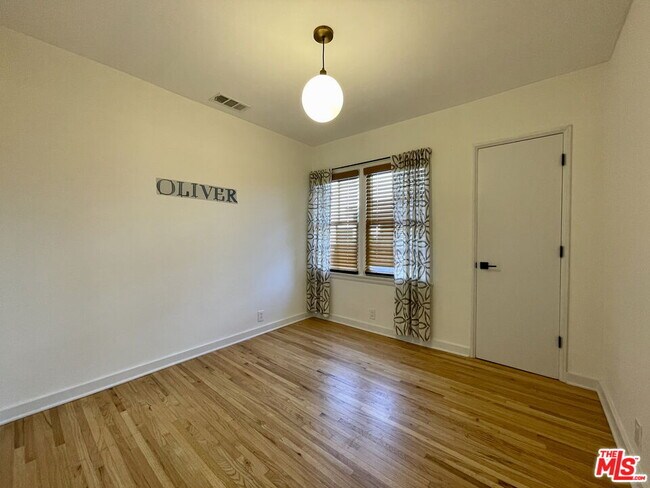 Building Photo - 8011 Stewart Ave