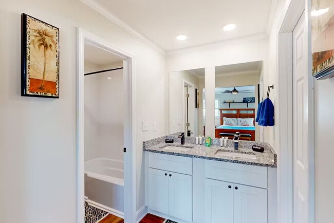 Building Photo - AL Fun House