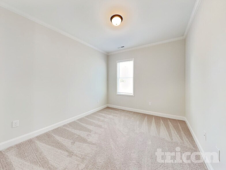 Building Photo - 64 fish Whistle court