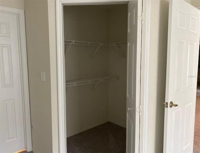 Building Photo - 5455 Vineland Rd