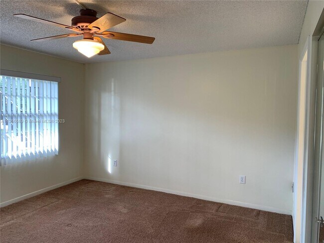 Building Photo - 1501 SW 131st Way