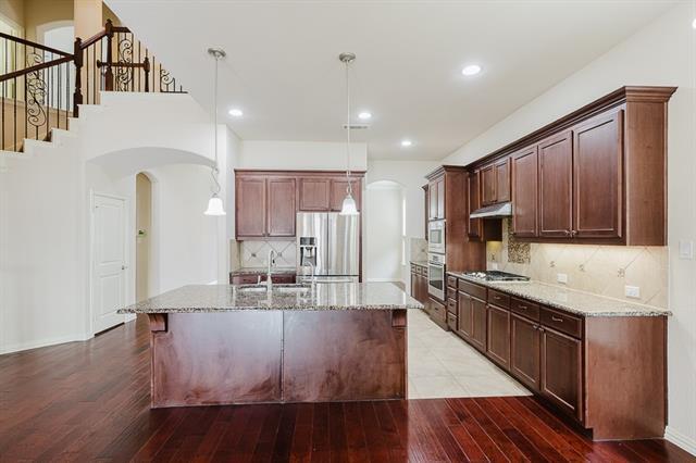 Building Photo - 10809 Grecian Dr