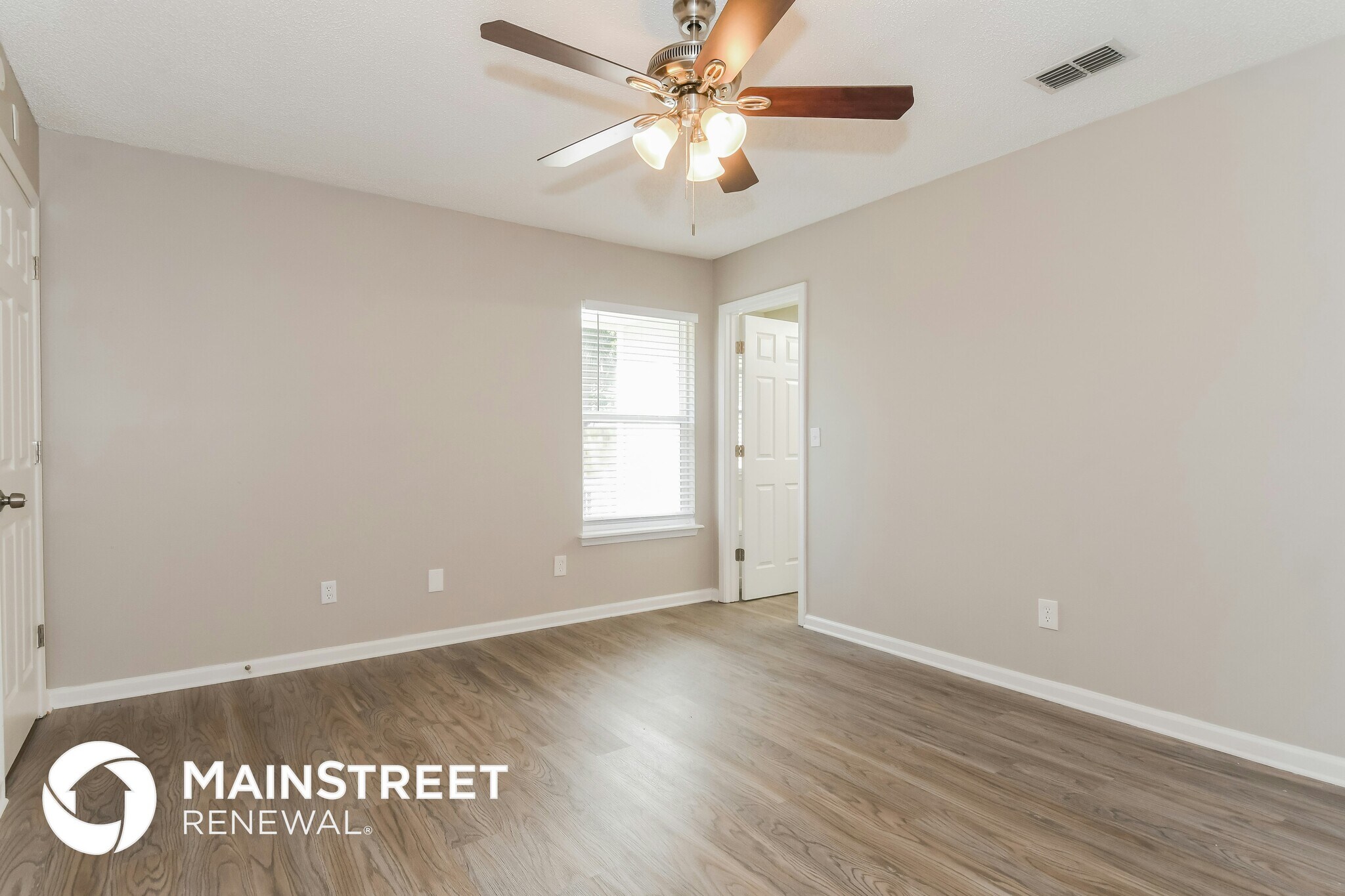 Building Photo - 5948 Wentworth Cir S