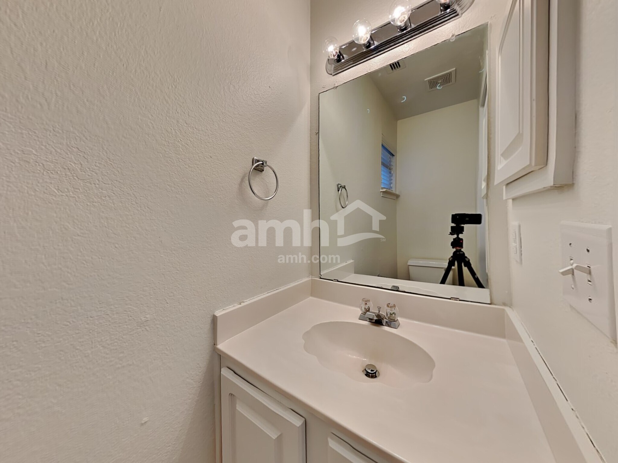 Building Photo - 1135 Trinity Trl