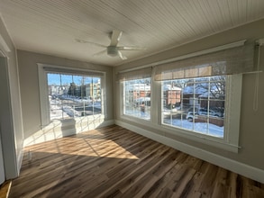 Building Photo - 34 Brook St