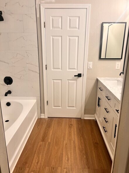 Building Photo - 10983 Winter Crest Dr