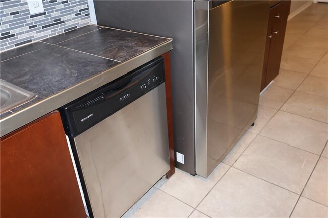 Building Photo - 7609 Abbey Ln