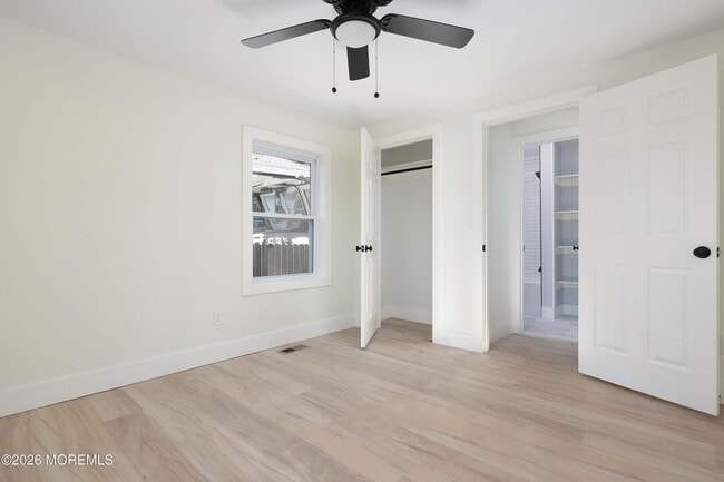 Building Photo - 1216 8th Ave