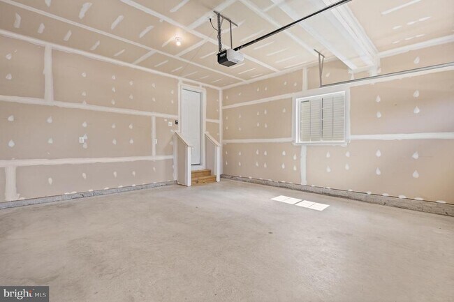 Building Photo - 5 Brooks Nolen Wy