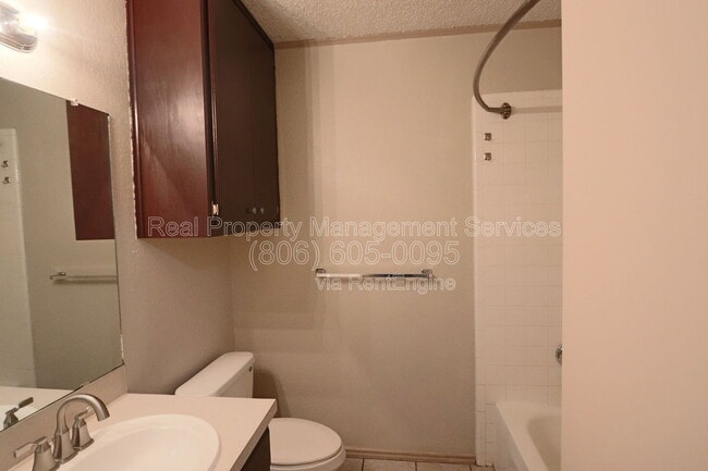 Building Photo - 8606 Avenue V