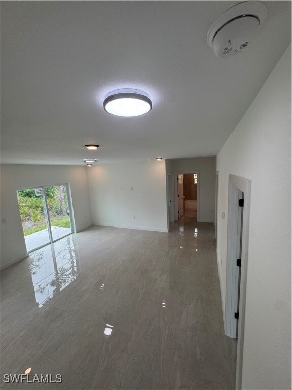 Building Photo - 27189 N Twin Lakes Dr