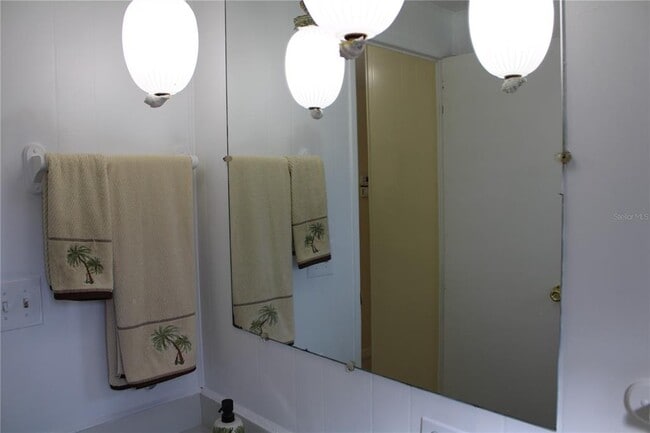 Building Photo - 5316 53rd Ave E