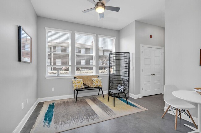 Interior Photo - Bailey Row - 2105