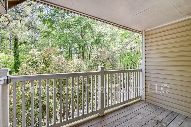 Building Photo - 1210 Augusta Dr