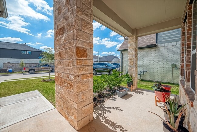 Building Photo - 3423 Hackberry Tree Ln