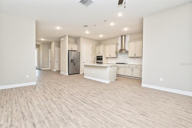 Building Photo - 6443 Cyrils Dr