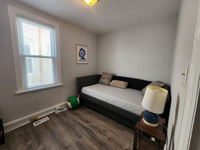 Building Photo - 24 N Baton Rouge Ave