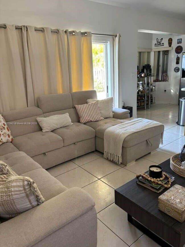 Building Photo - 16487 SW 56th Terrace