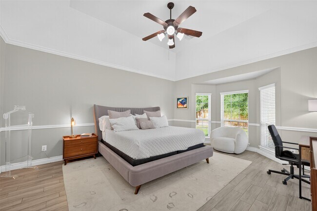 Building Photo - 25214 Evergreen Bend Dr