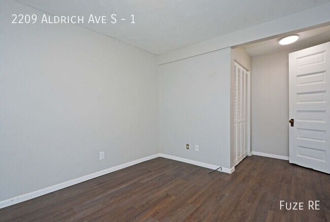 Building Photo - 2209 Aldrich Ave S