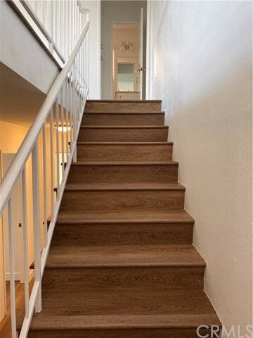 Building Photo - 2509 Bayview Dr